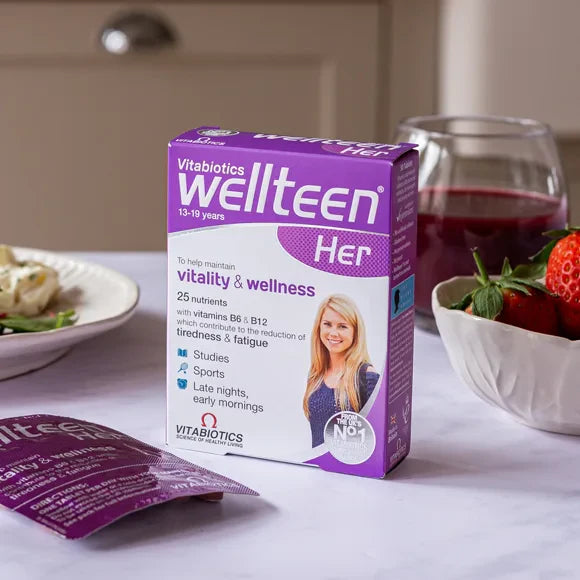 Wellteen for Her Tablets Box by Vitabiotics